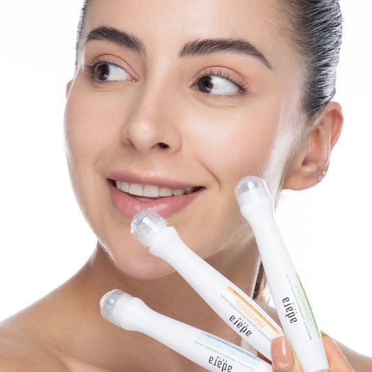 Suero Para El Contorno De Ojos En Roll On Con Ácido Hialuronico