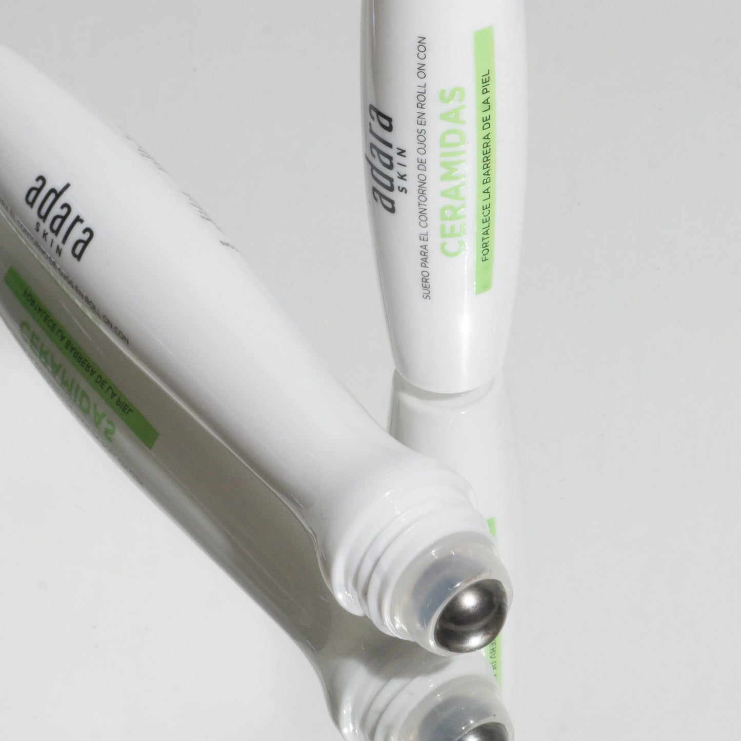 Suero Para El Contorno De Ojos En Roll On Con Ceramidas