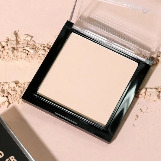 Lavish pressed finishing powder- Moira