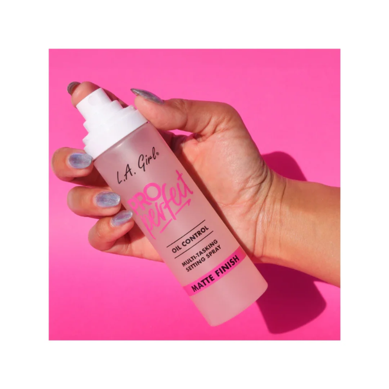 Pro Perfect Long-Wear Setting Spray- LA Girl
