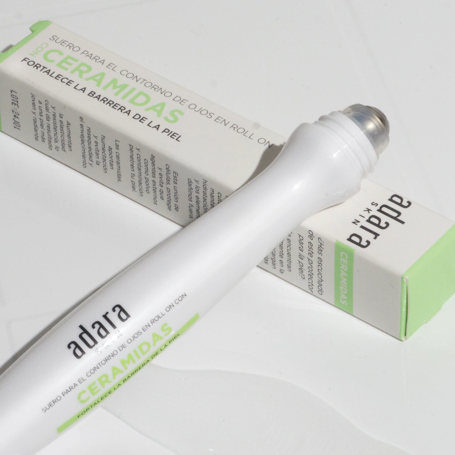 Suero Para El Contorno De Ojos En Roll On Con Ceramidas